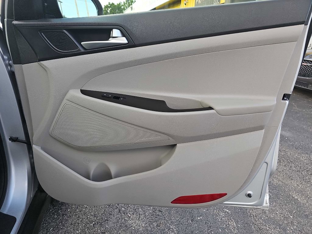 Used 2019 Hyundai Tucson SE image 44