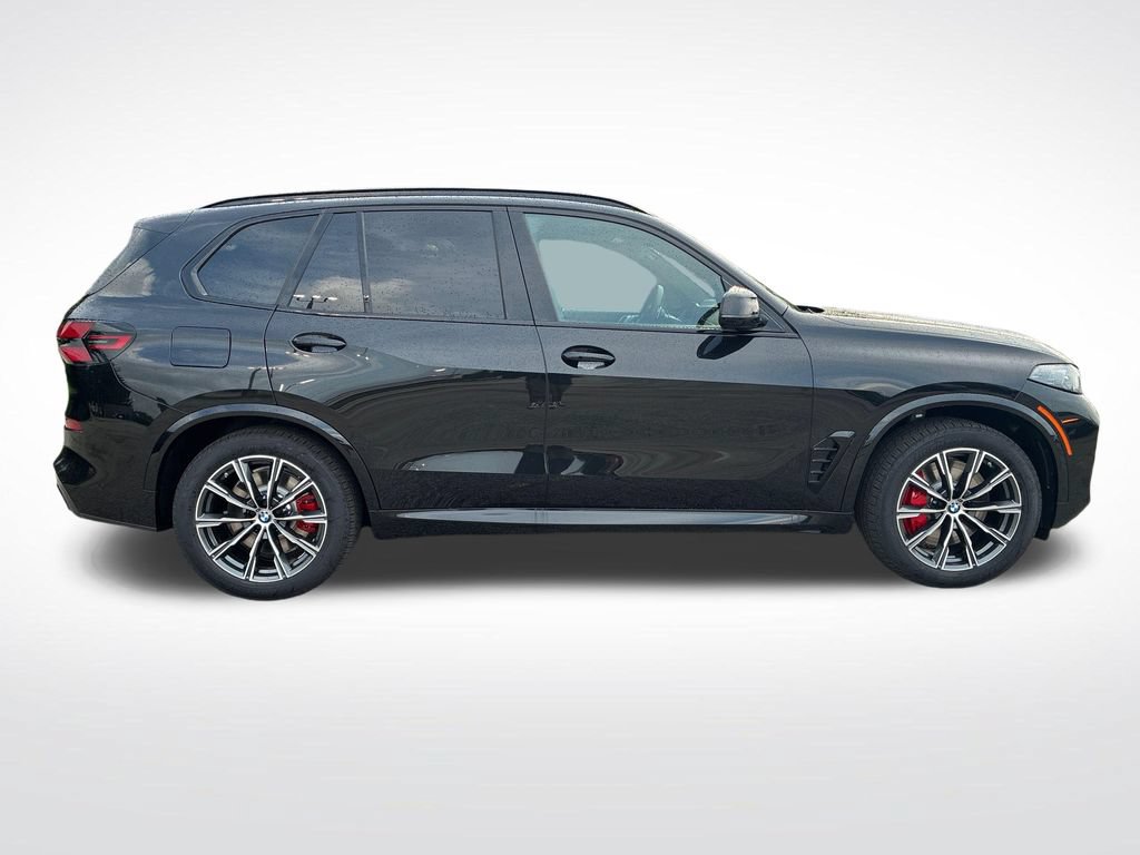 New 2026 BMW X5 xDrive50e w/ M Sport Package AWD/4WD image 2