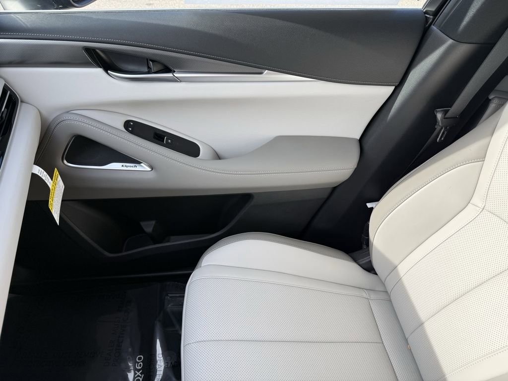 New 2026 INFINITI QX60 Luxe image 25