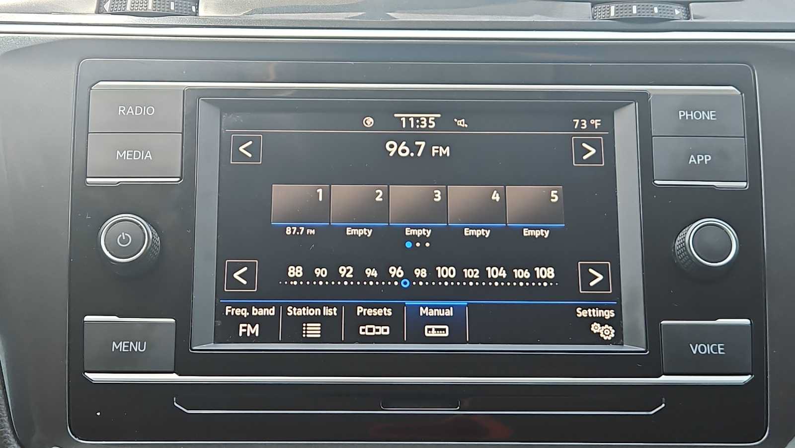 Used 2020 Volkswagen Tiguan S FWD image 12