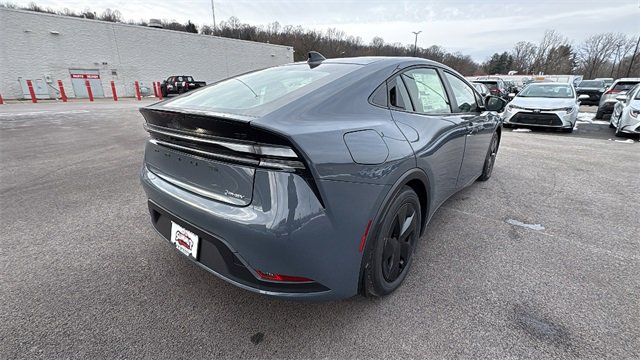 New 2026 Toyota Prius Plug-In Hybrid image 5