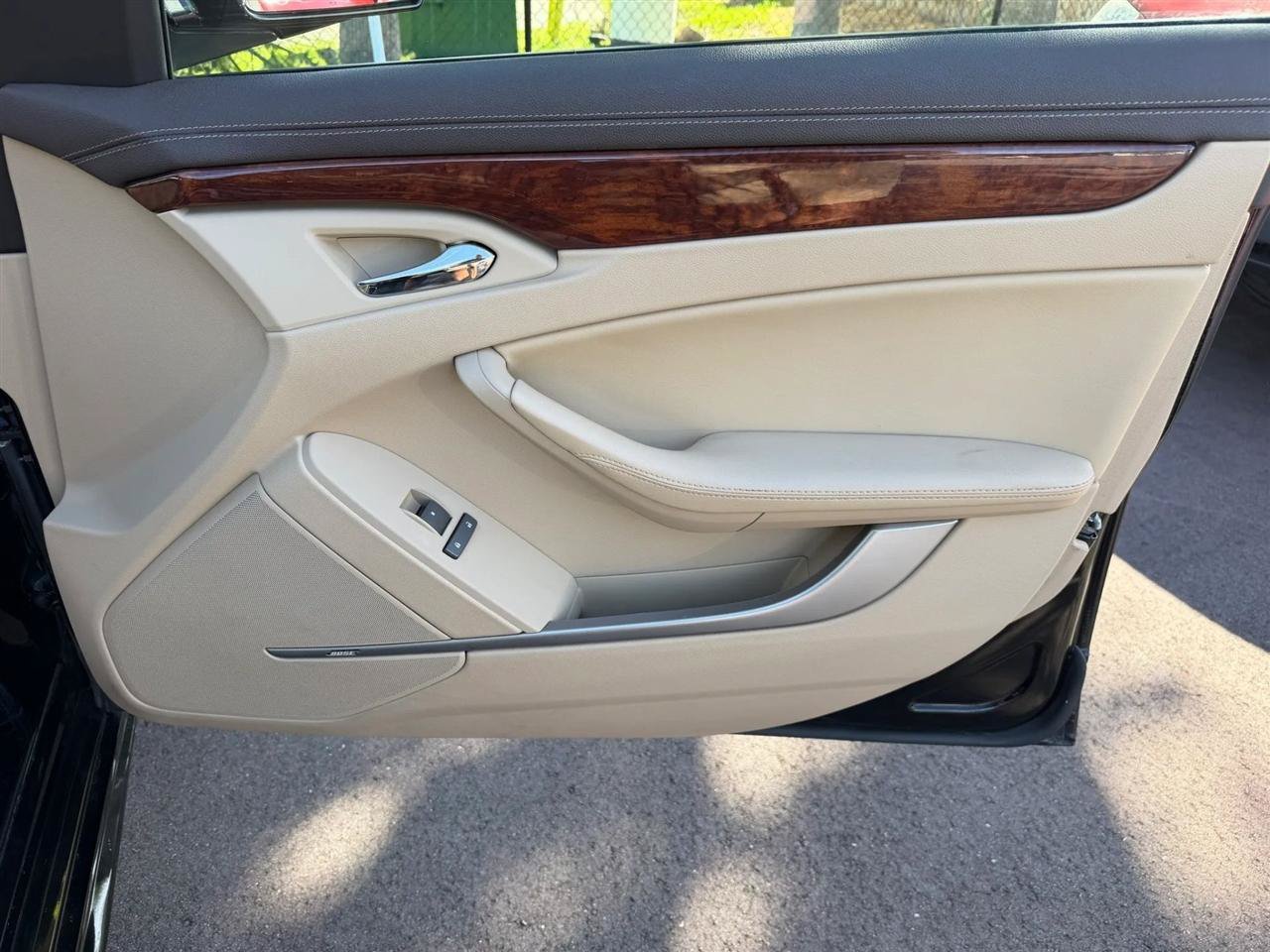 Used 2011 Cadillac CTS Premium AWD/4WD image 39