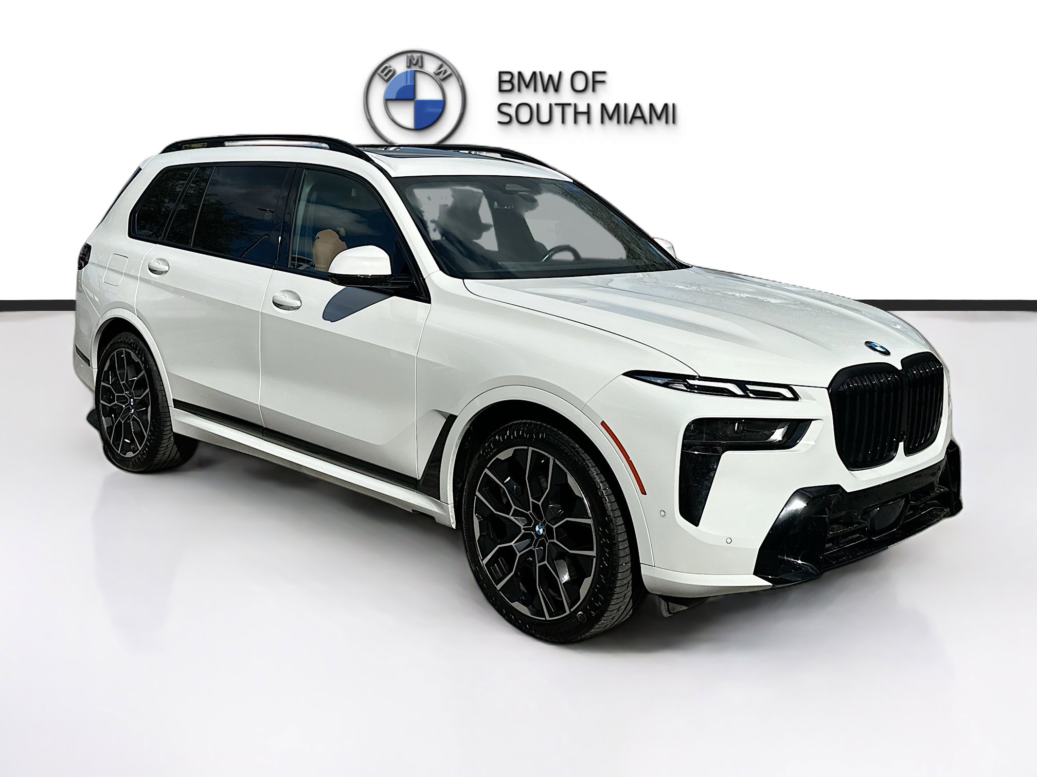 Certified 2023 BMW X7 xDrive40i w/ M Sport Package image 1