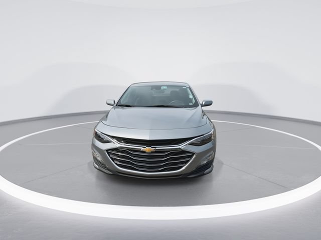 Used 2025 Chevrolet Malibu LT FWD image 3