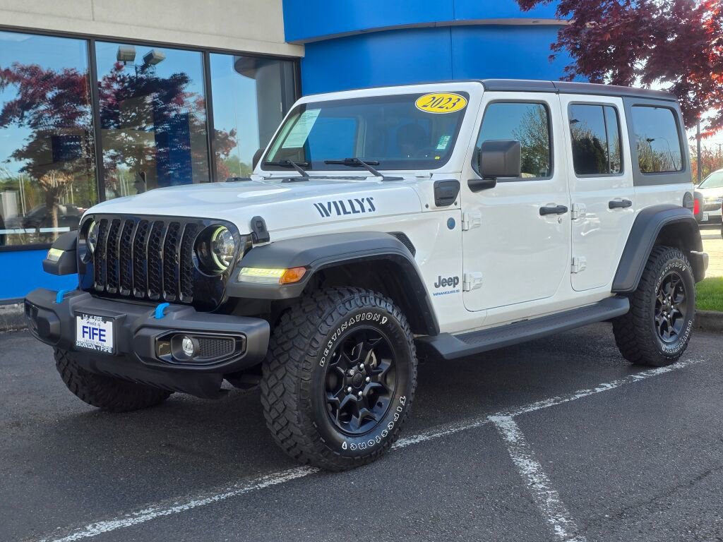 Used 2023 Jeep Wrangler Unlimited w/ Cold Weather Group AWD/4WD image 1
