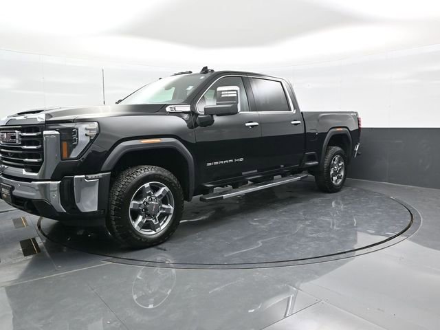 Used 2025 GMC Sierra 3500 SLT w/ SLT Convenience Package image 3