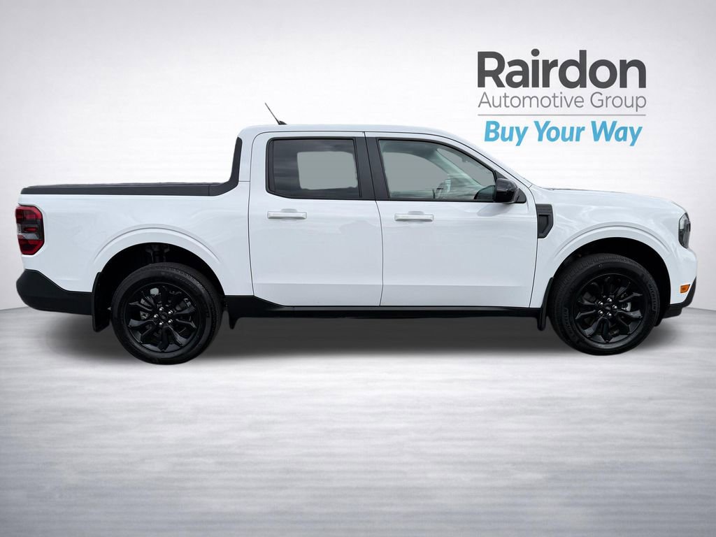 Used 2024 Ford Maverick Lariat w/ Black Appearance Package image 9