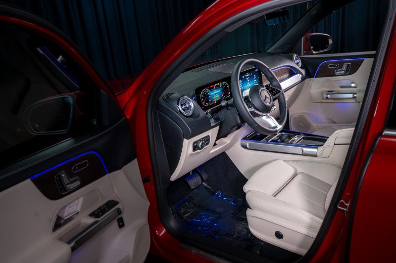 New 2026 Mercedes-Benz GLB 250 image 10