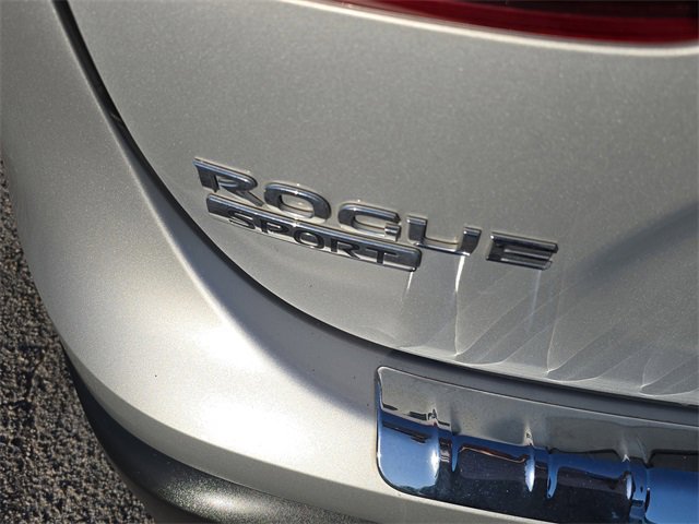 Used 2018 Nissan Rogue Sport SV w/ SV Technology Package image 7