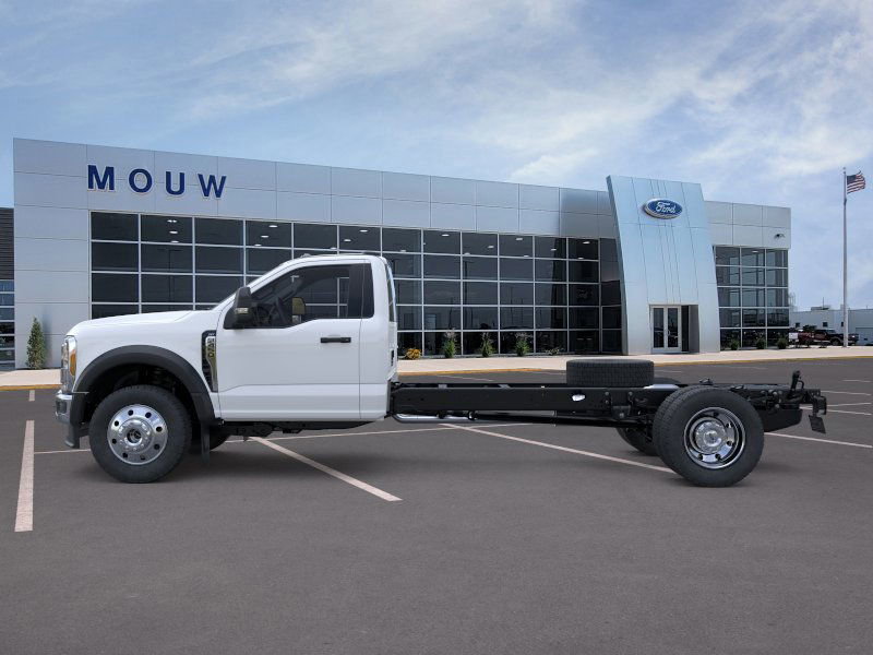 New 2025 Ford F450 XLT w/ XLT Value Package AWD/4WD image 3
