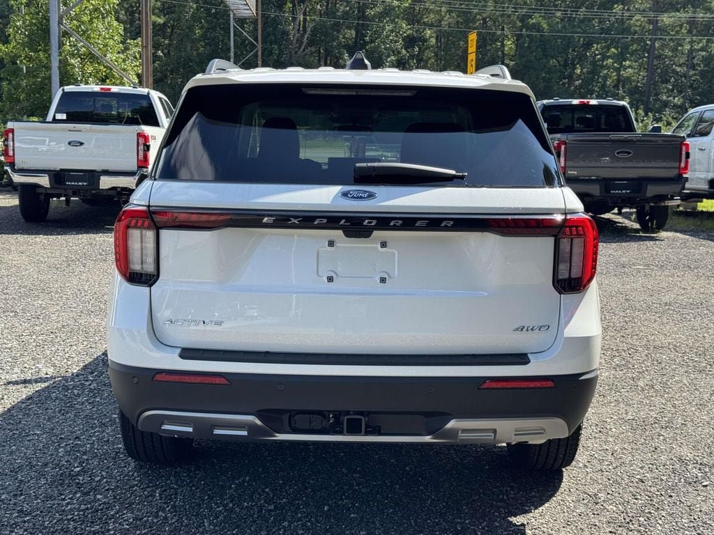 New 2026 Ford Explorer Active w/ Active Comfort Package AWD/4WD image 23