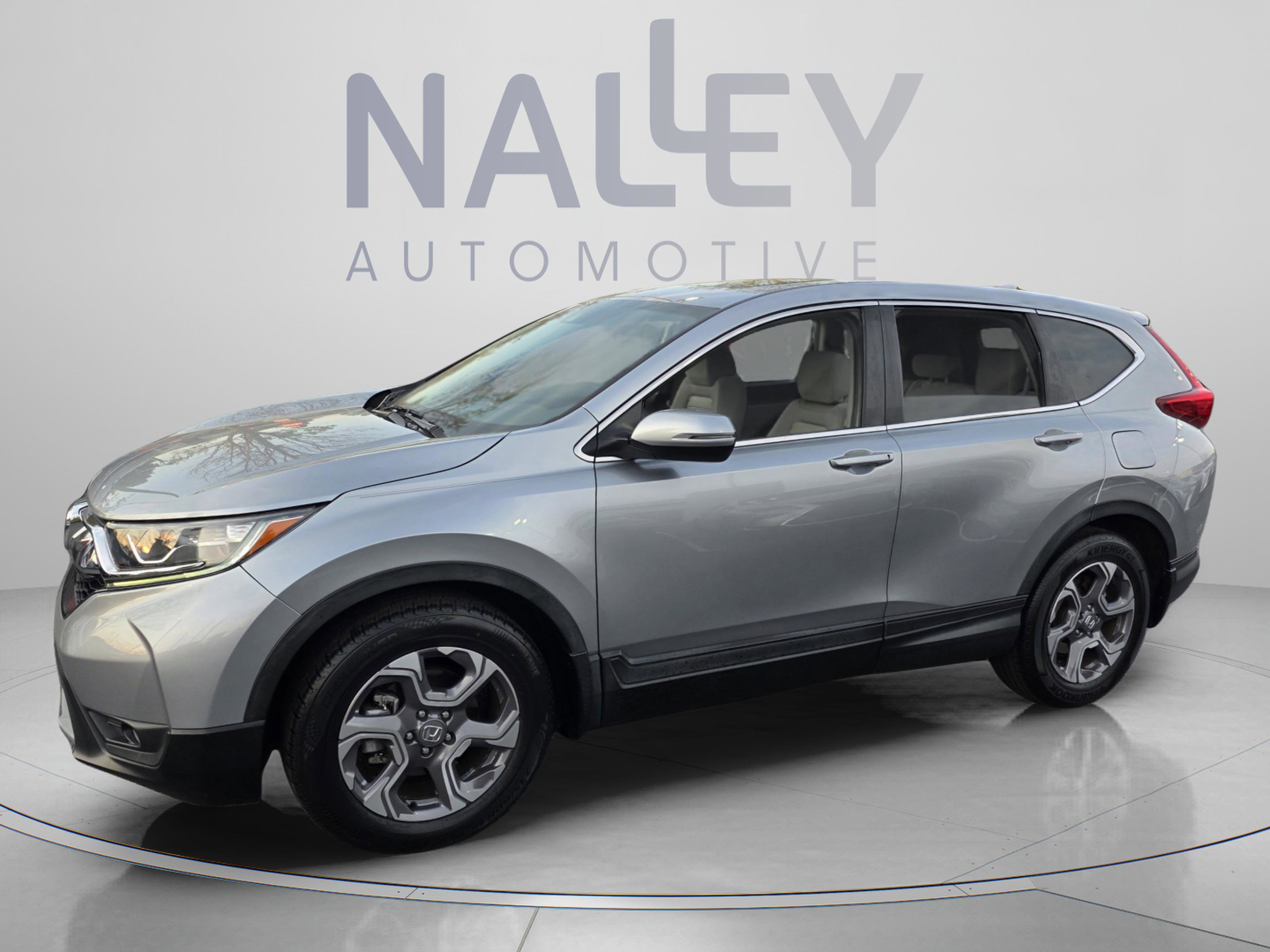 Used 2017 Honda CR-V EX image 2