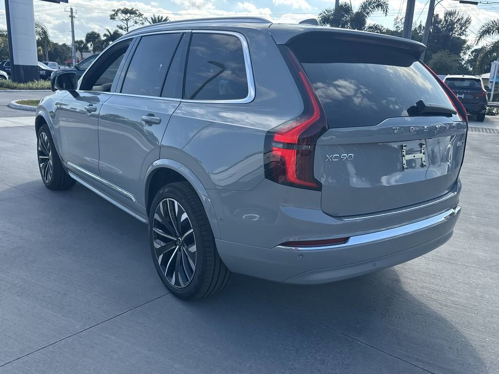 New 2026 Volvo XC90 B6 Plus w/ Protection Package Premier image 8