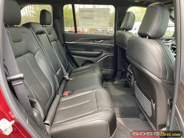 New 2026 Jeep Grand Cherokee Limited AWD/4WD image 8
