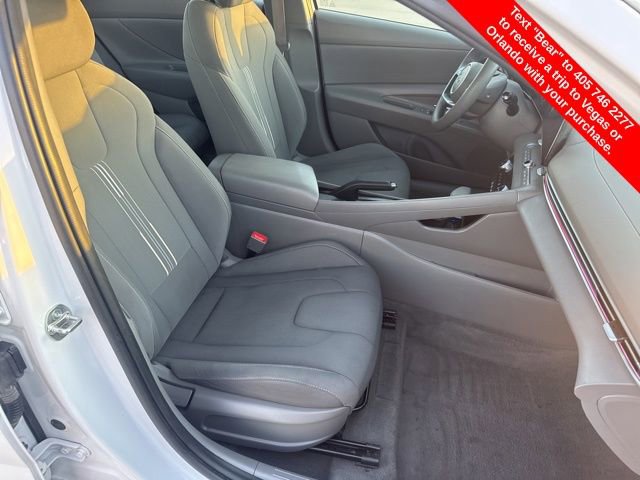 Used 2024 Hyundai Elantra SEL image 11