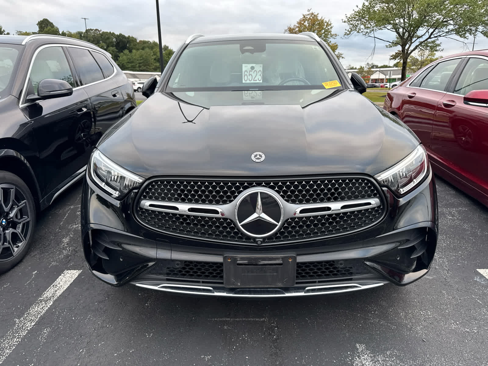 Used 2023 Mercedes-Benz GLC 300 4MATIC image 3
