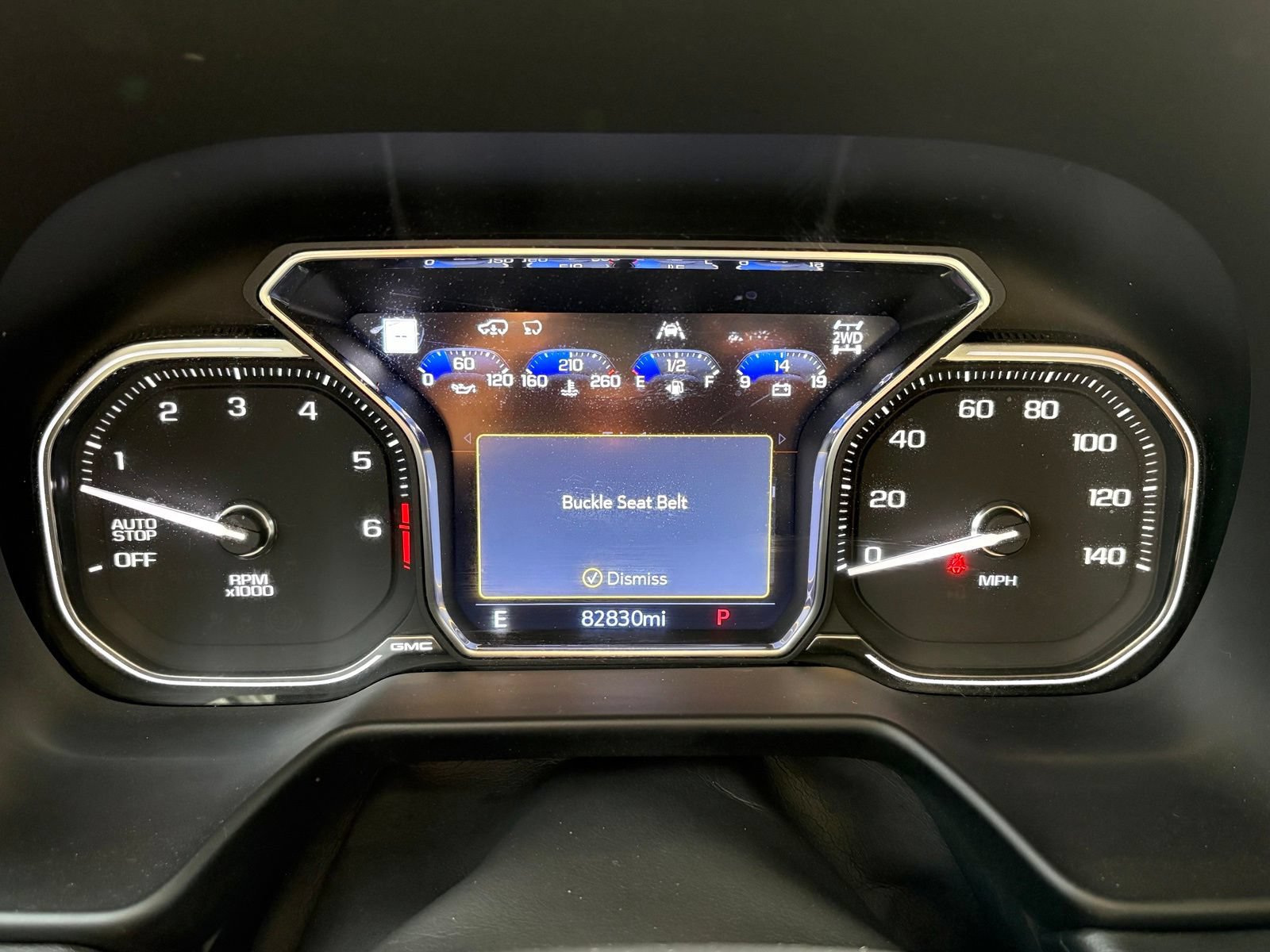 Used 2021 GMC Yukon XL AT4 w/ AT4 Premium Plus Package AWD/4WD image 14
