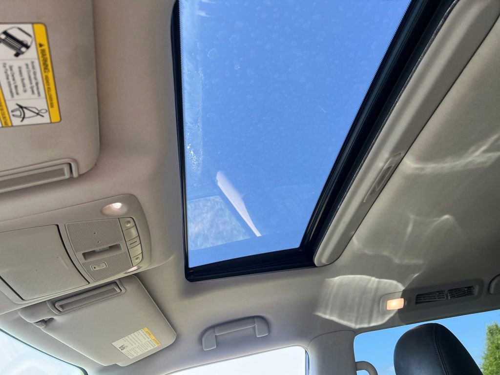 Used 2019 Nissan Armada SL w/ Premium Package image 27