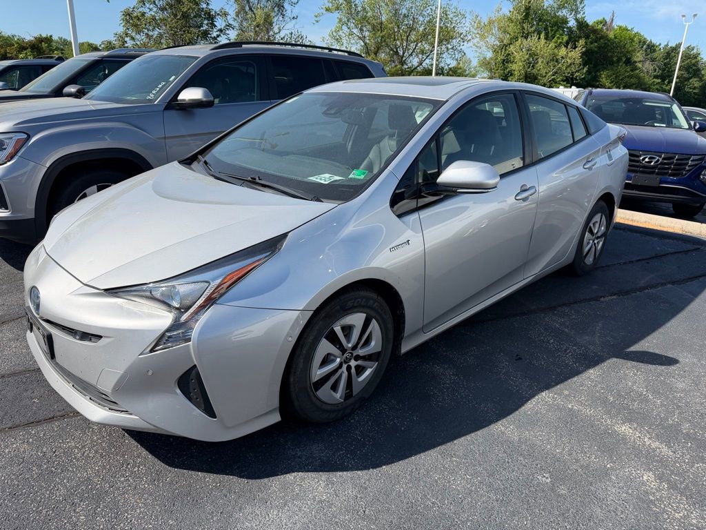 Used 2017 Toyota Prius Four w/ Advanced Technology Package image 1