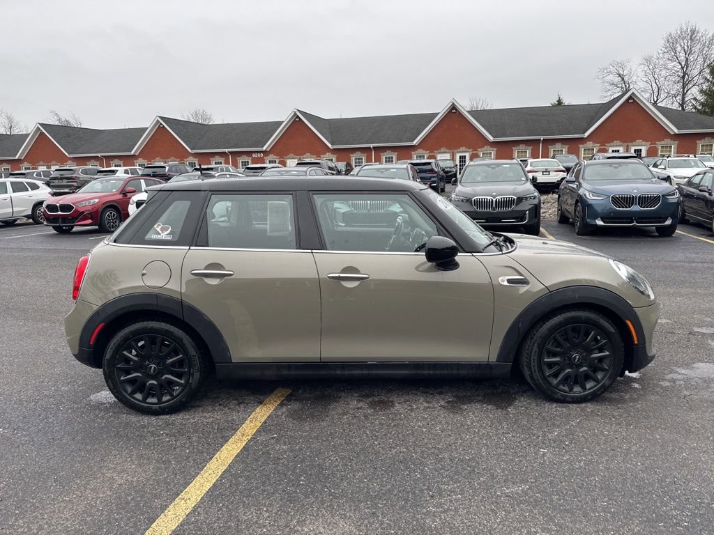 Used 2019 MINI Cooper 4-Door Hardtop FWD image 6