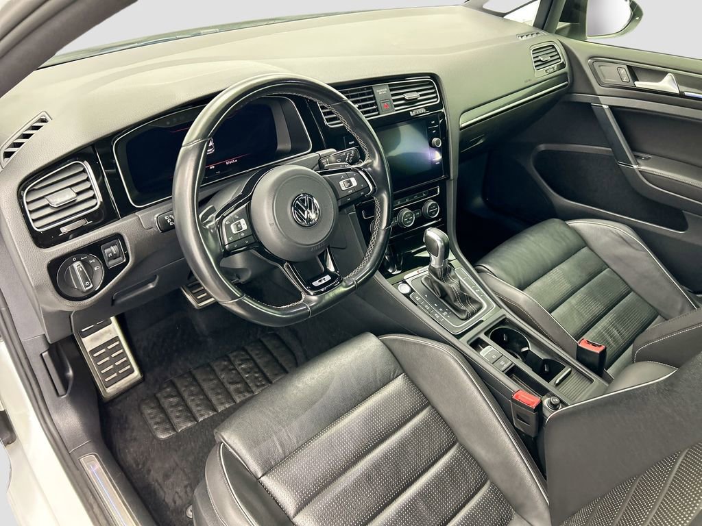 Used 2019 Volkswagen Golf R 4-Door image 9