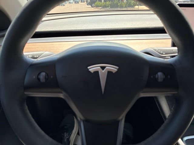 Used 2023 Tesla Model Y Long Range AWD/4WD image 28