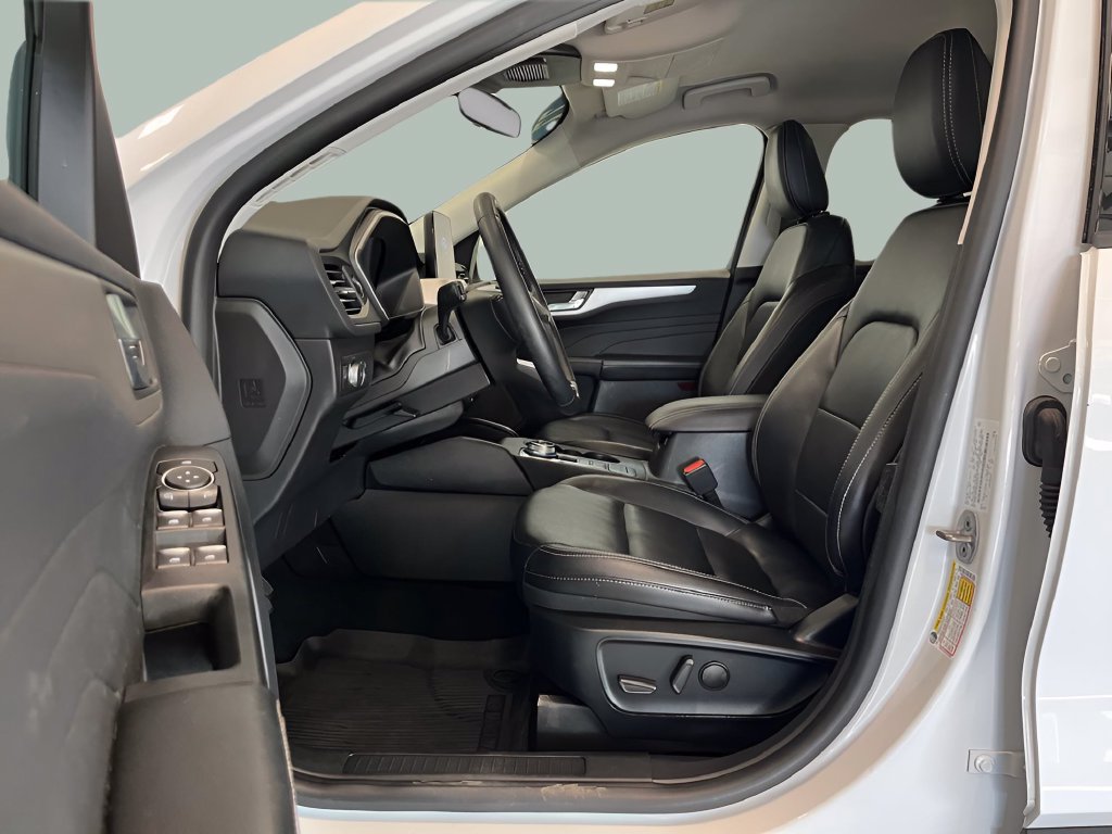 Used 2022 Ford Escape SEL AWD/4WD image 11