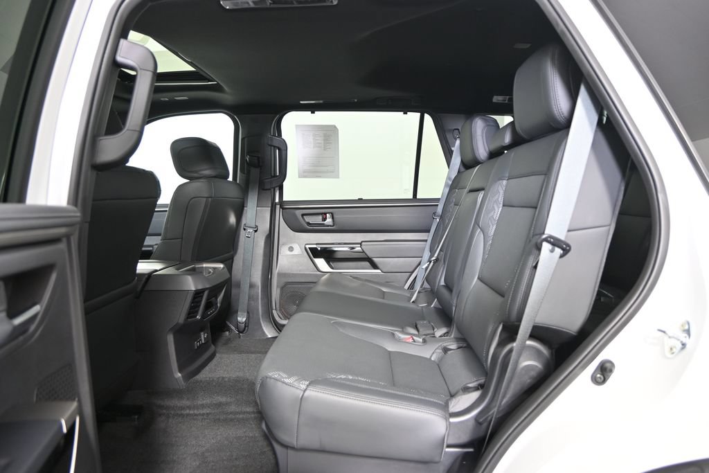 Used 2025 Toyota Sequoia Limited w/ TRD Off-Road Package AWD/4WD image 19