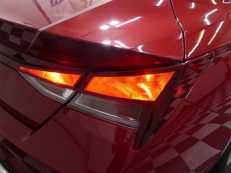 Used 2022 Hyundai Elantra SEL FWD image 15