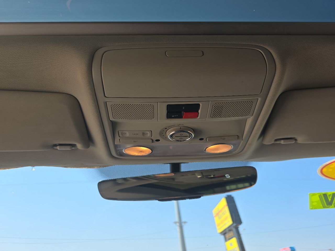 Used 2017 Volkswagen Tiguan Sport image 18