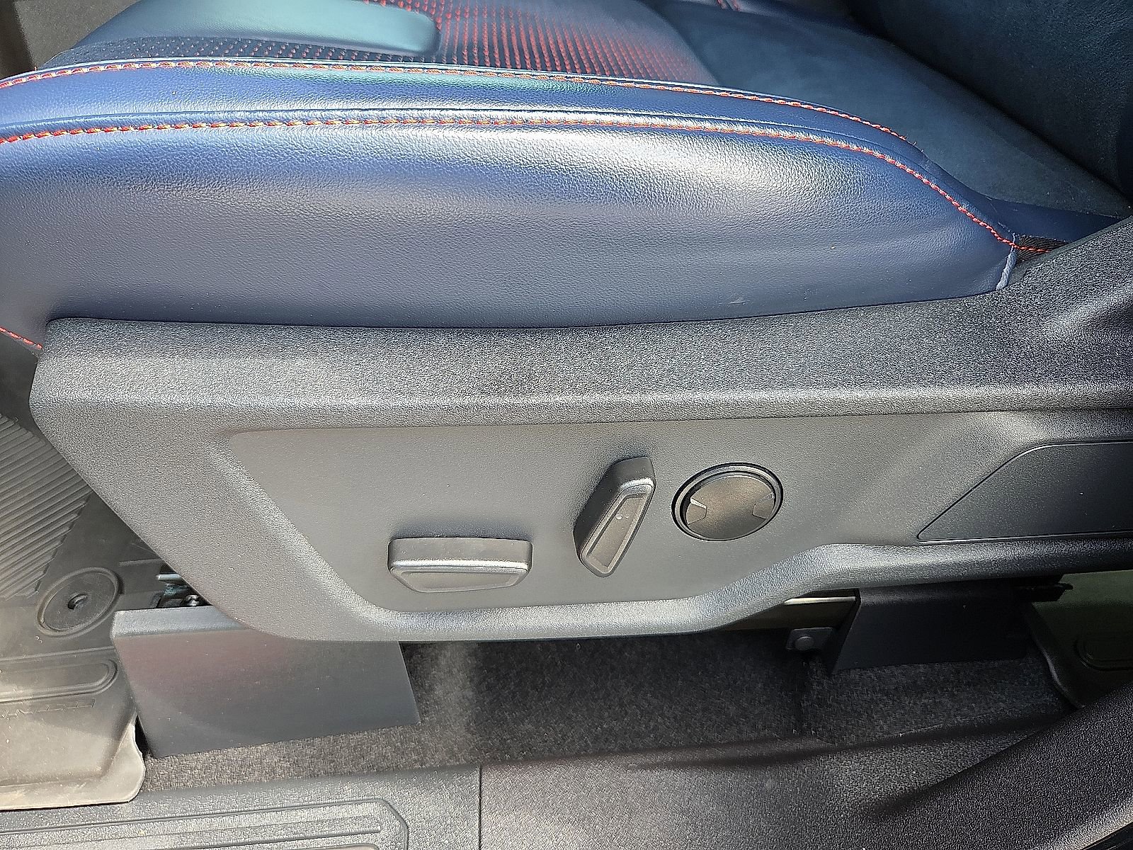 Used 2024 Ford Bronco Raptor image 16