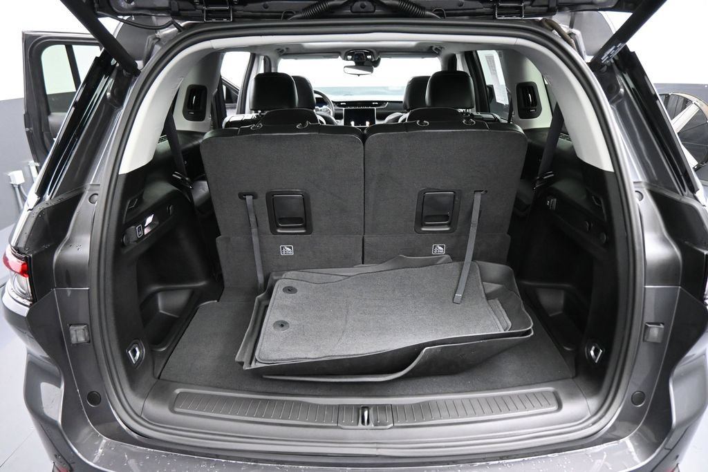 Used 2023 Jeep Grand Cherokee L Limited RWD image 22