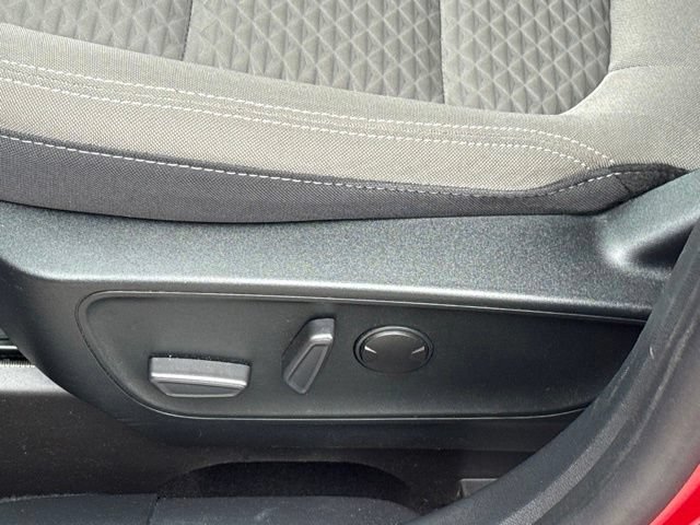 Used 2022 Ford Escape SE w/ Convenience Package FWD image 14