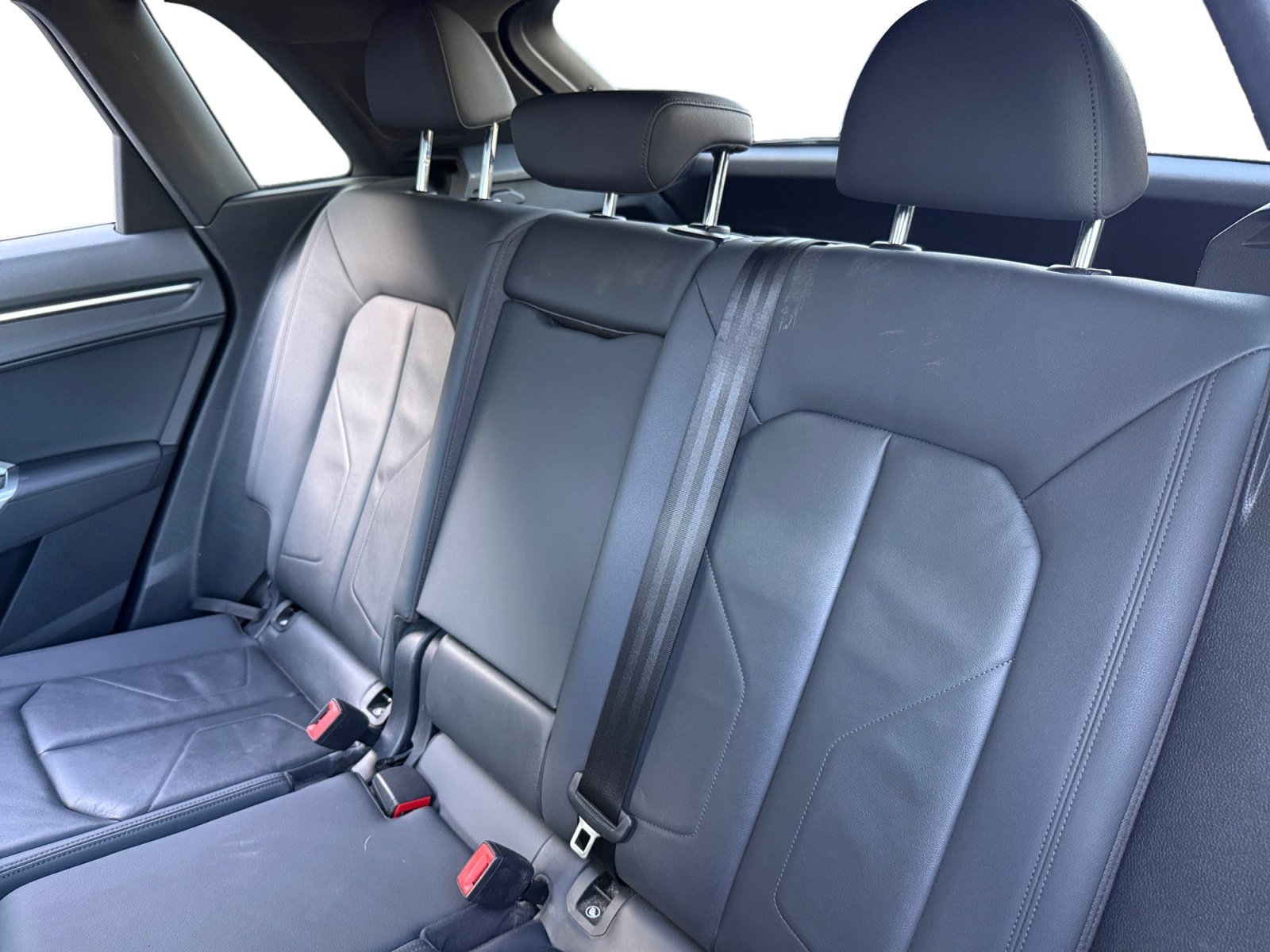 Used 2020 Audi Q3 2.0T Premium w/ Convenience Package image 13