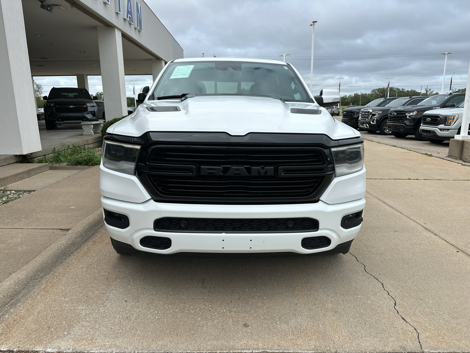 Used 2021 RAM 1500 Sport w/ Leather & Sound Group AWD/4WD image 14