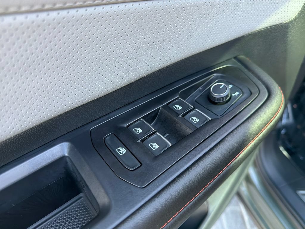 Certified 2026 Volkswagen Atlas Peak Edition AWD/4WD image 13