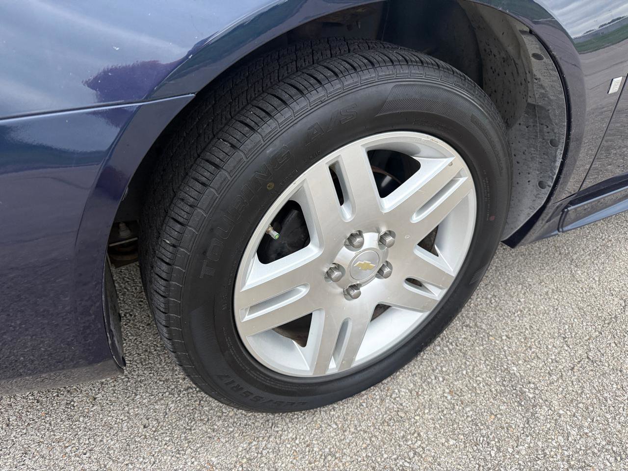 Used 2009 Chevrolet Impala LS FWD image 9