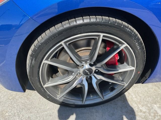 Used 2019 Genesis G70 3.3T Advanced w/ Prestige Package RWD image 12