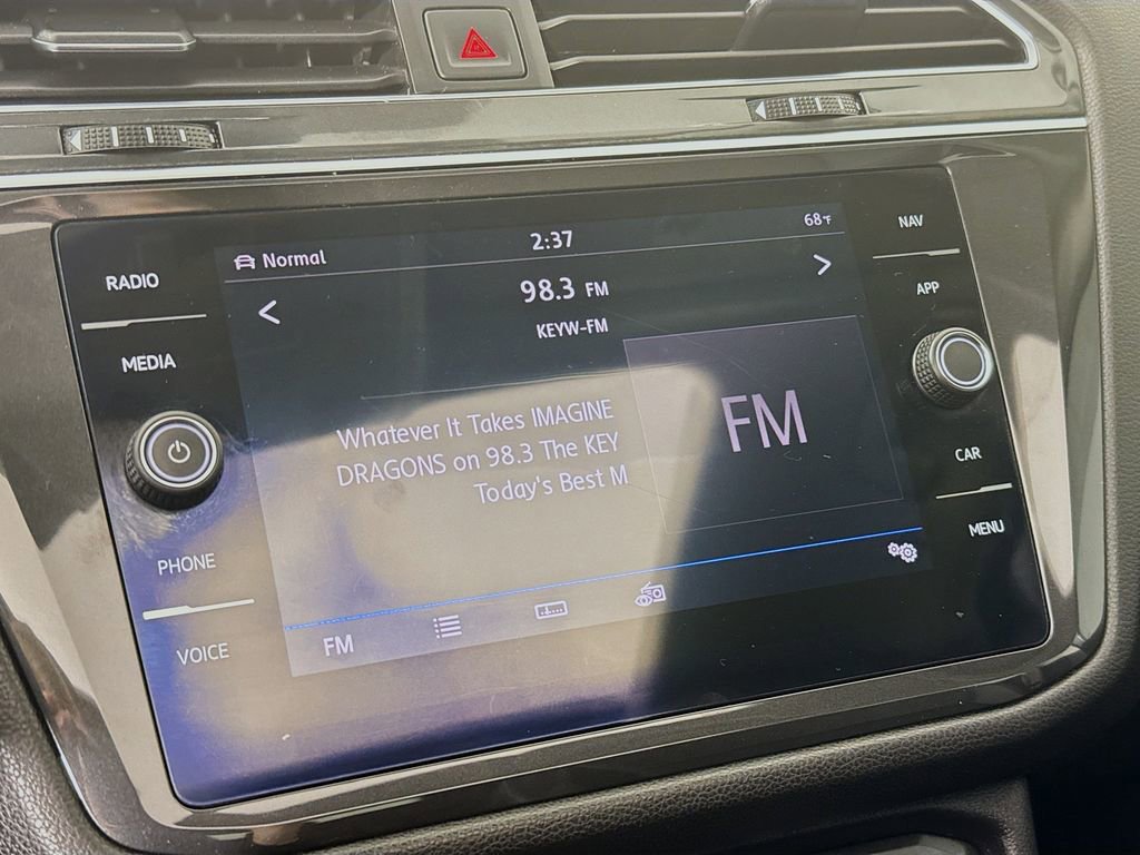 Used 2019 Volkswagen Tiguan SEL image 18