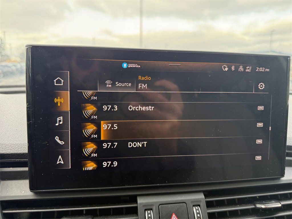 Used 2022 Audi Q5 2.0T Premium w/ Convenience Package image 17