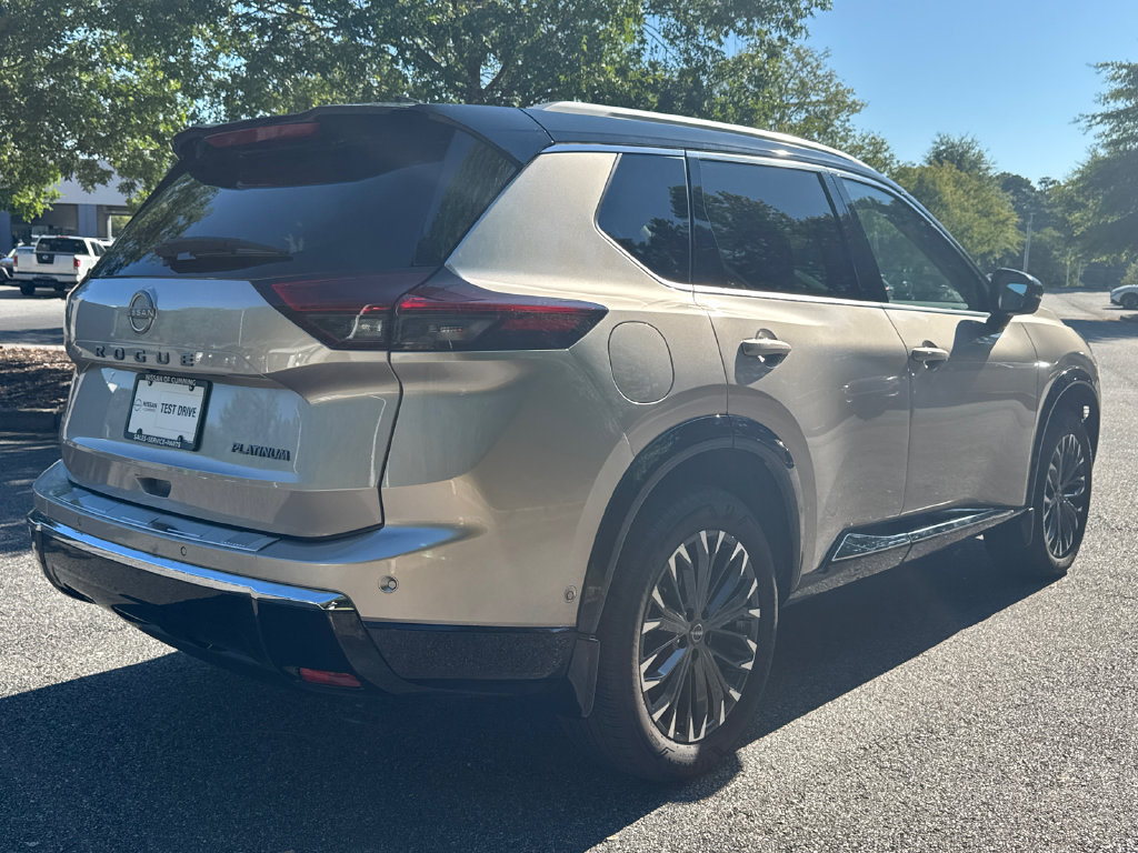 Certified 2024 Nissan Rogue Platinum w/ Platinum Premium Package FWD image 5