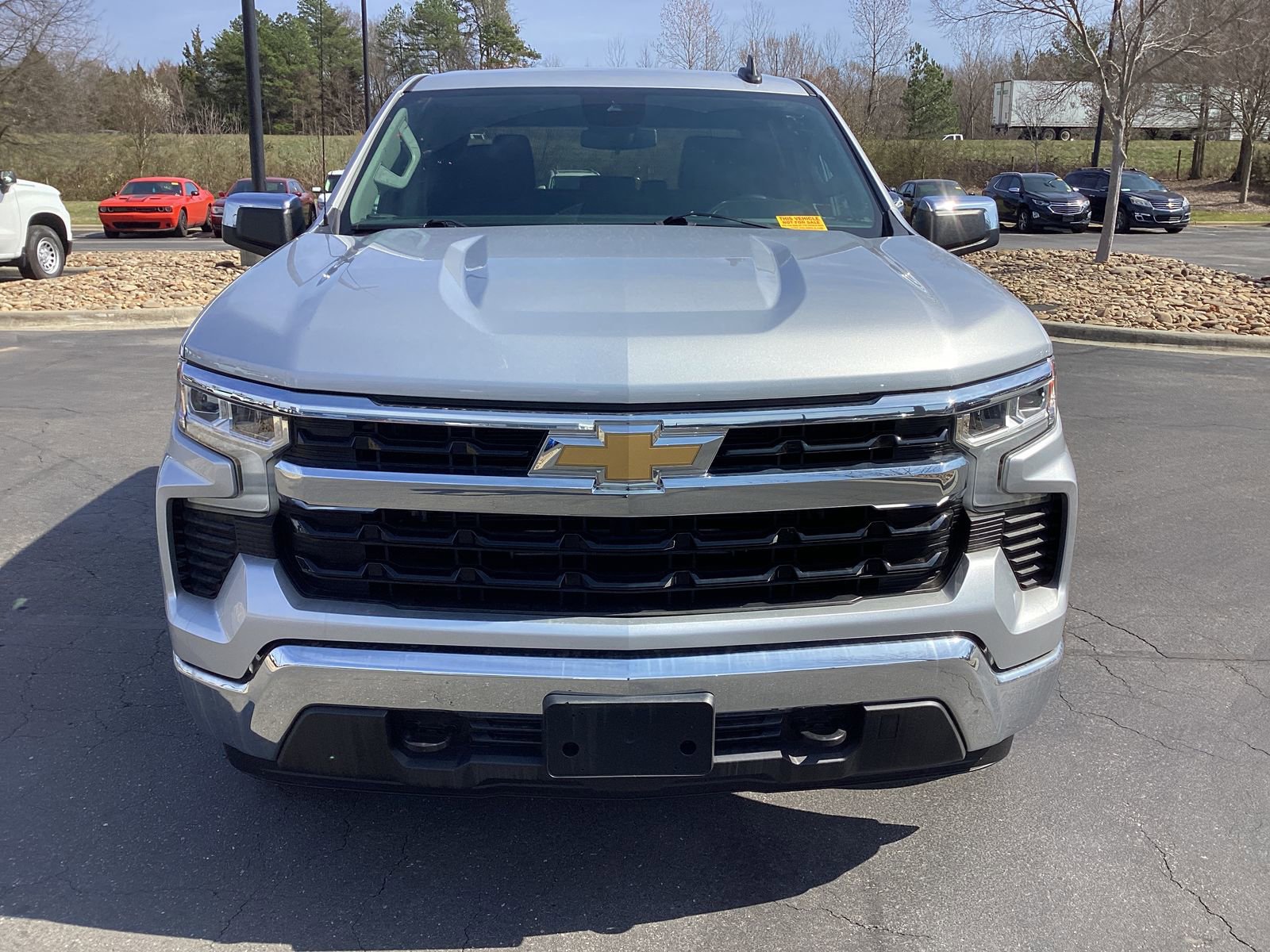Used 2022 Chevrolet Silverado 1500 LT image 4