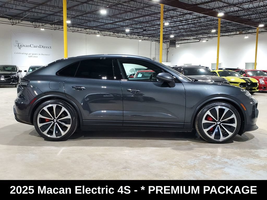 Used 2025 Porsche Macan 4S Electric AWD/4WD image 5