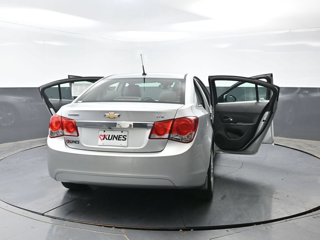 Used 2013 Chevrolet Cruze LTZ FWD image 58