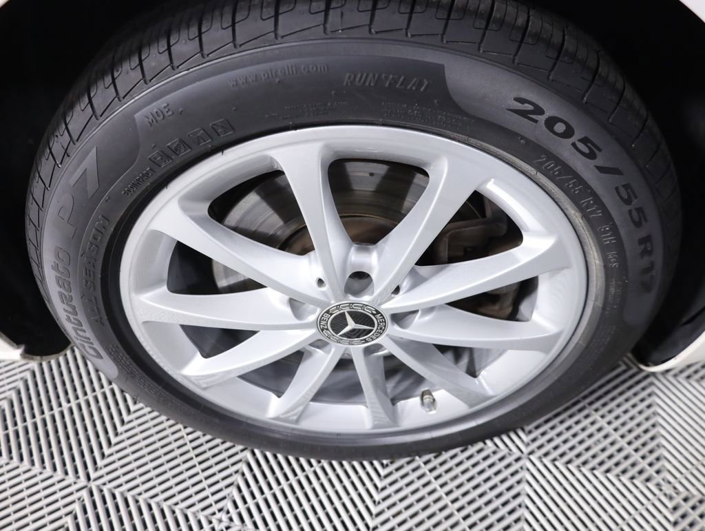 Certified 2019 Mercedes-Benz A 220 4MATIC image 62