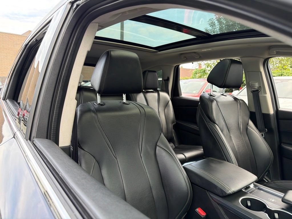 Used 2023 Acura MDX w/ Technology Package AWD/4WD image 14