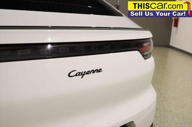 Used 2021 Porsche Cayenne Coupe AWD/4WD image 11