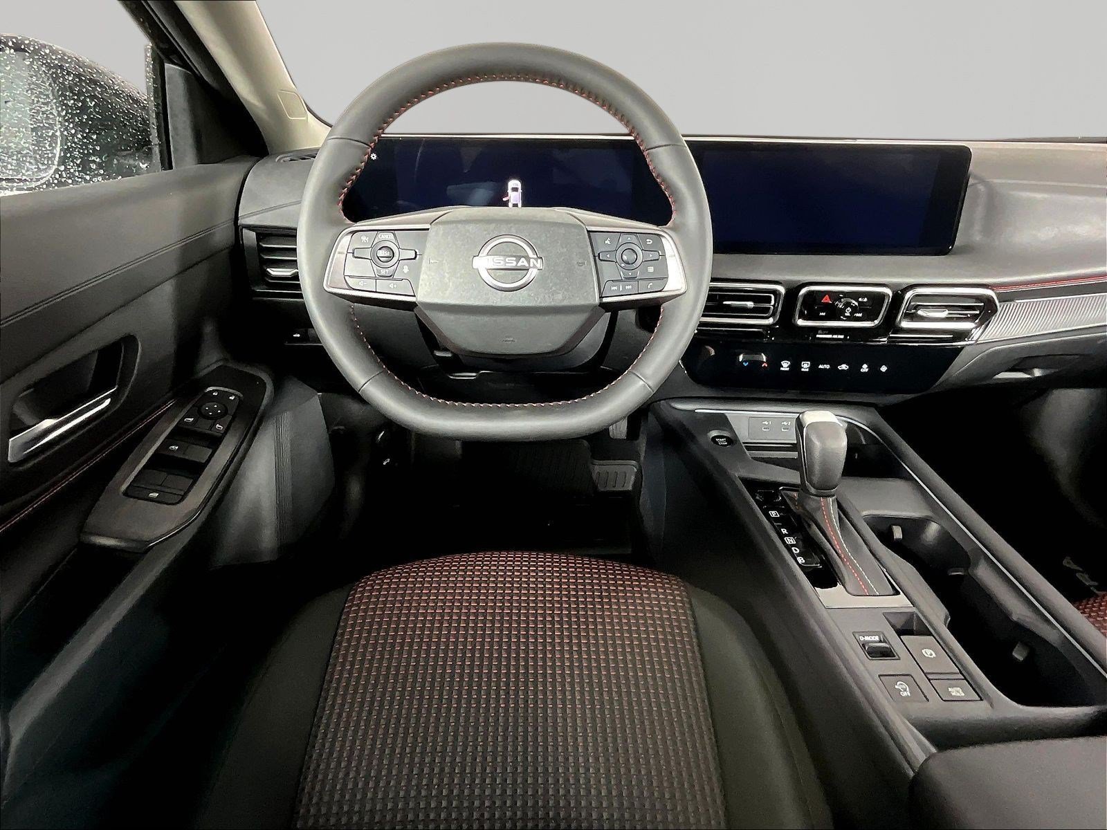 New 2026 Nissan Sentra SR w/ Floor Mat Package FWD image 9