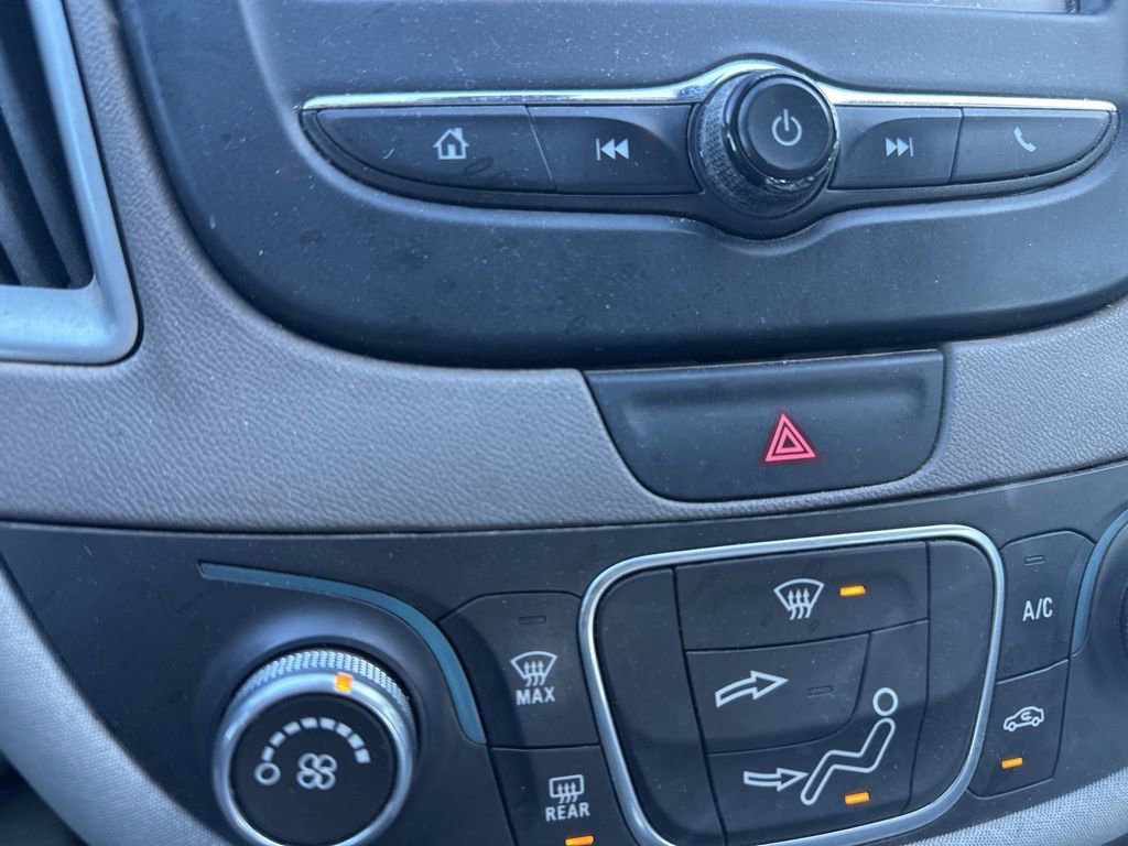 Used 2017 Chevrolet Malibu LS image 16