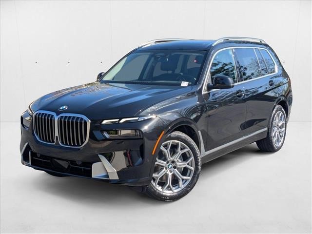 New 2025 BMW X7 xDrive40i w/ Premium Package